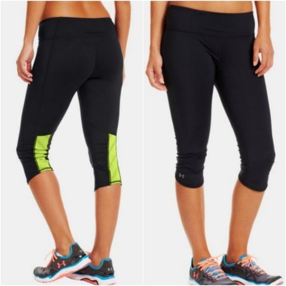 Under Armour Black HeatGear ArmourVent Capri Size Small - Picture 9 of 9